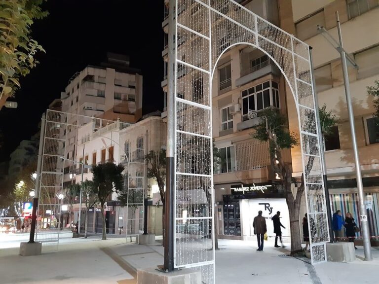 Mañana, 13 de diciembre se inaugura la calle Roldán y Marín y su espectacular alumbrado navideño