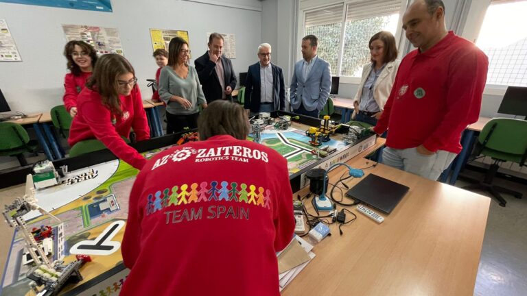 Un instituto jiennense representará a España en el World Robot Olympiad