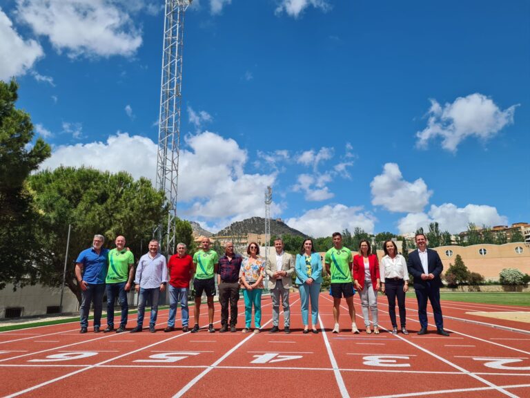 Inaugurada la nueva pista de atletismo de La Salobreja