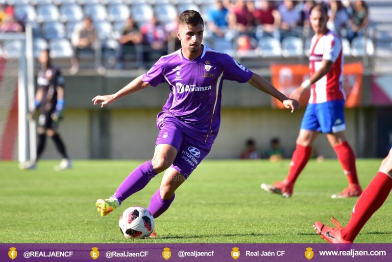 El Algeciras gana 1-0 a un Real Jaén que mereció más
