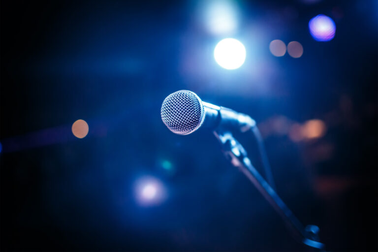 Torredonjimeno pone en marcha su primer Certamen Tosiriano de Karaoke Amateur