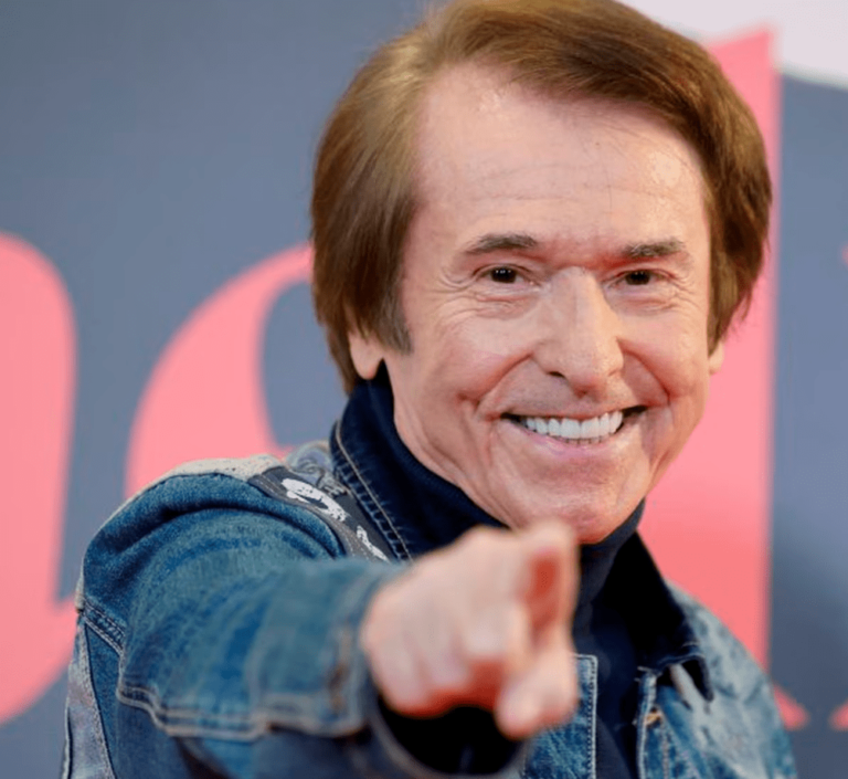 El cantante Raphael vuelve a actuar en Jaén después de 24 años