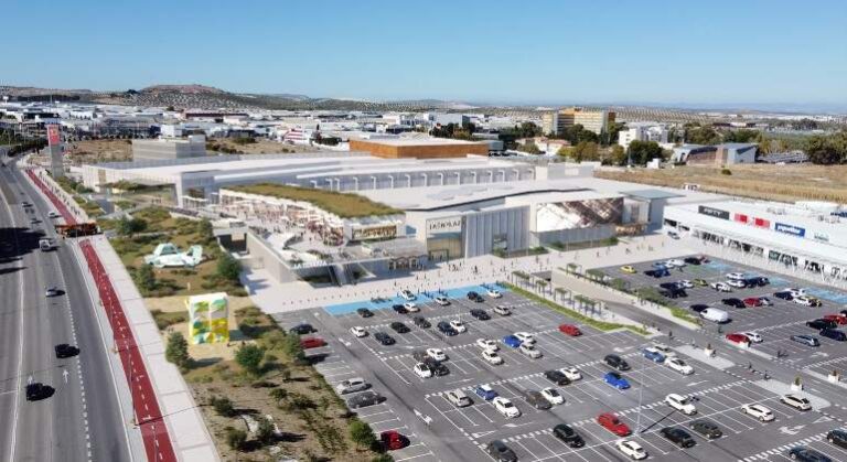 Tres meses para la inauguración del Jaén Plaza