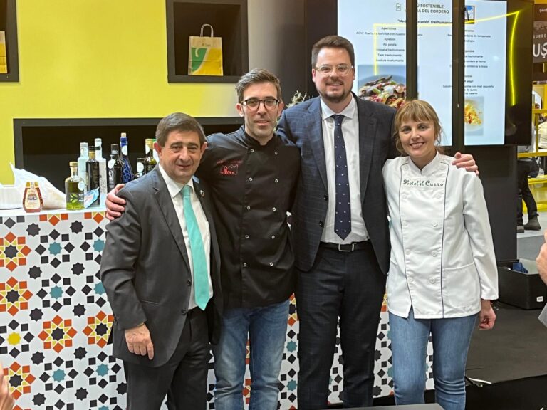 Demostración Culinaria en Fitur 2025 Destaca Productos del Parque Natural de Cazorla