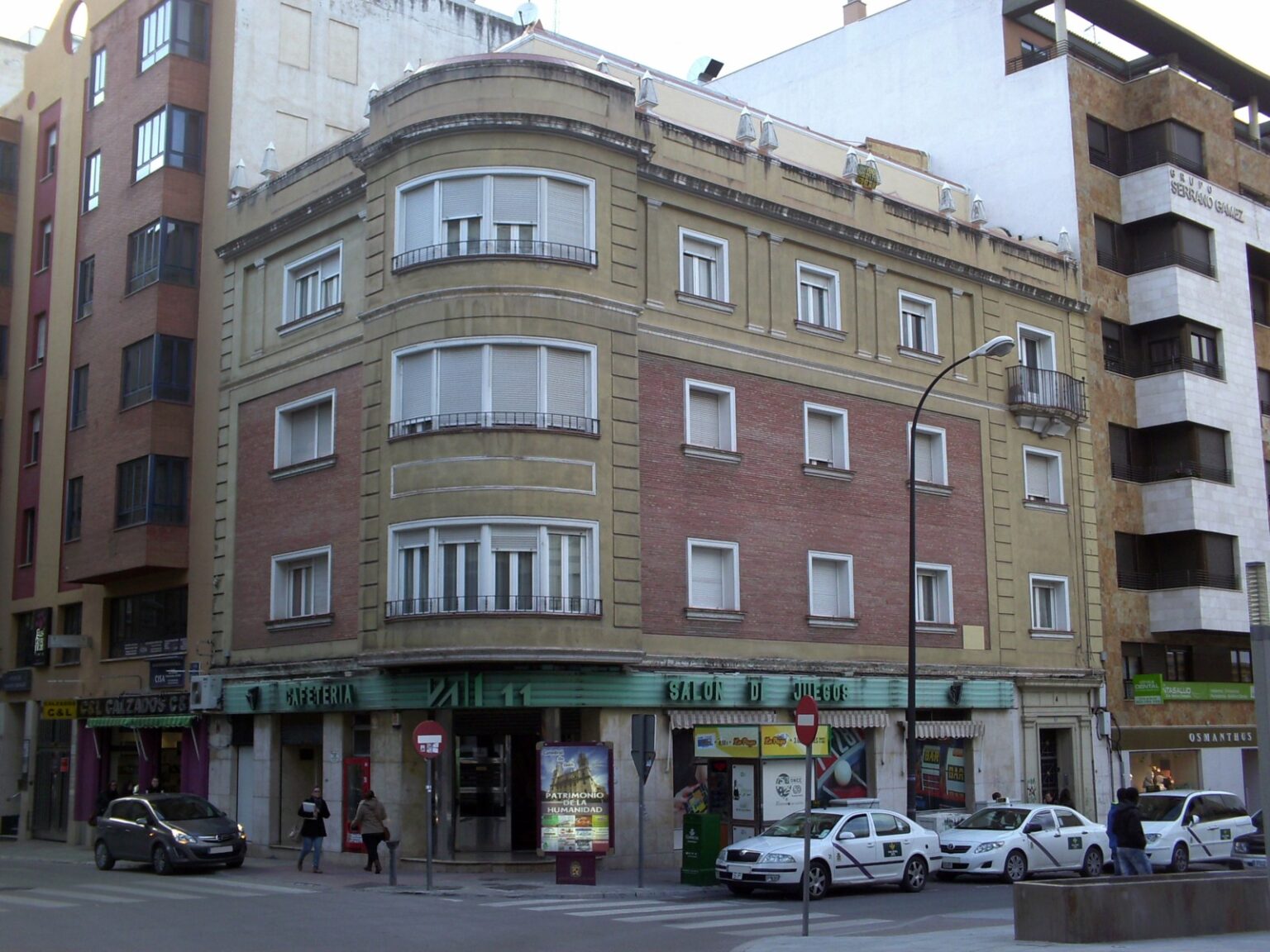 Plaza de la Libertad de Jaén, punto de salida de los autobuses especiales al cementerio