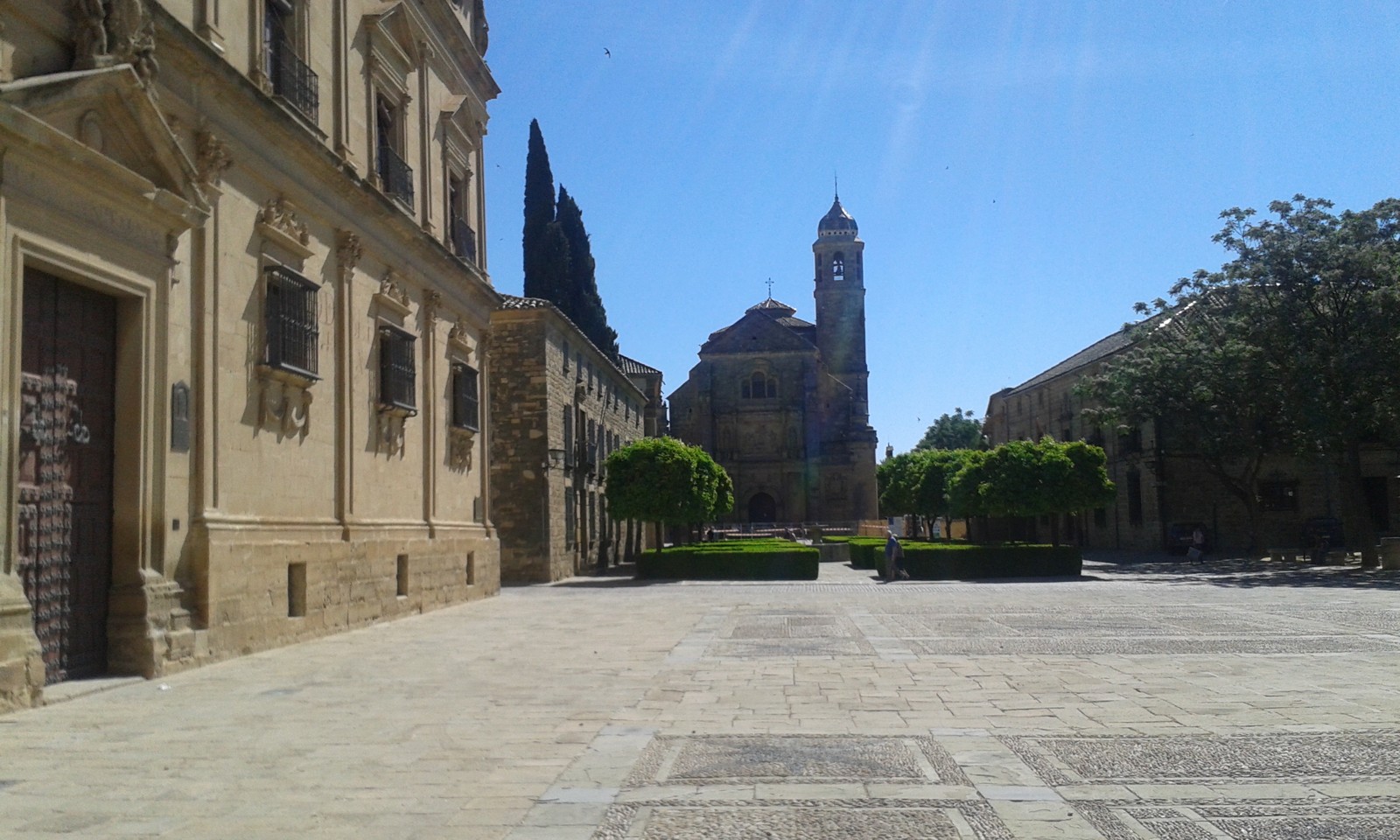 Plaza Vázquez de Molina de Úbeda, escenario de la concentración de coches clásicos