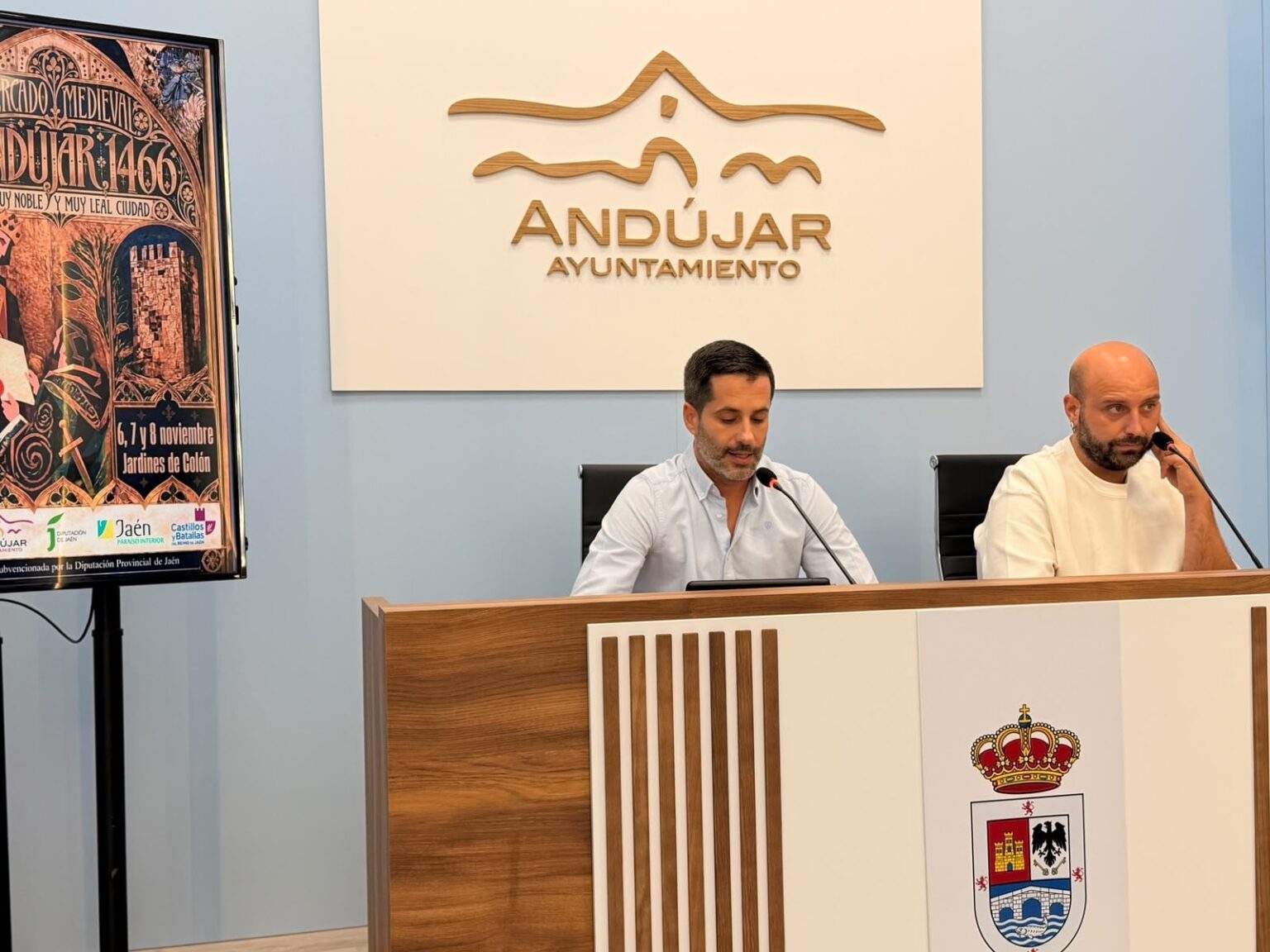 Presentación del Mercado Medieval Andújar 1466 en el Ayuntamiento de Andújar, con el cartel