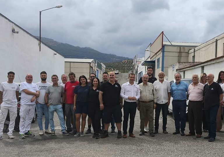 El polígono del Pilar de la Dehesa, en Jaén, ya tiene agua potable de la red municipal