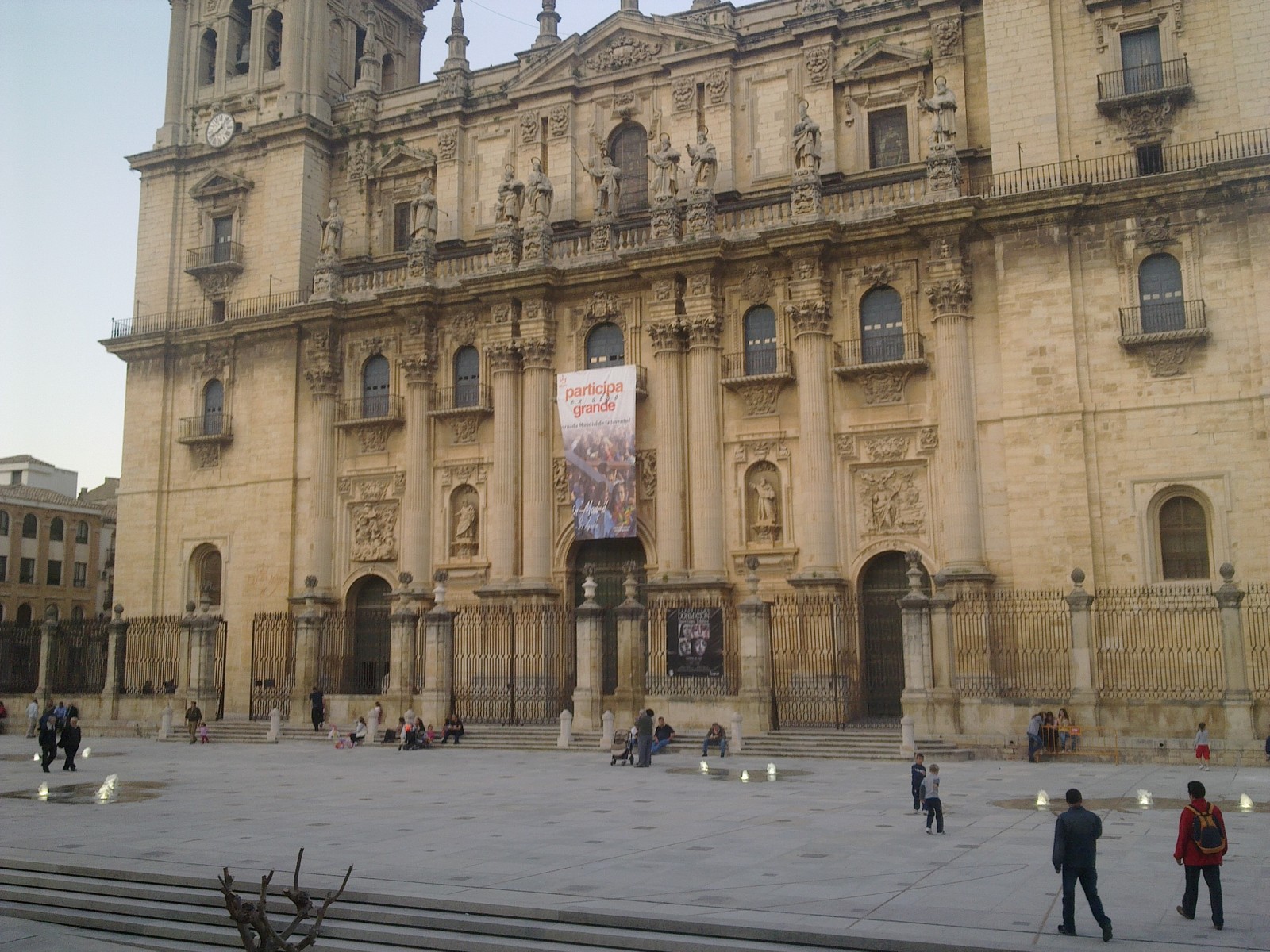 Plaza de Santa María de Jaén con la Catedral