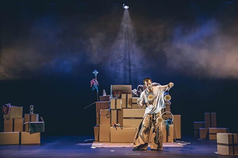 «Re.cuerda», circo con diábolo de Luichi Leal en Úbeda