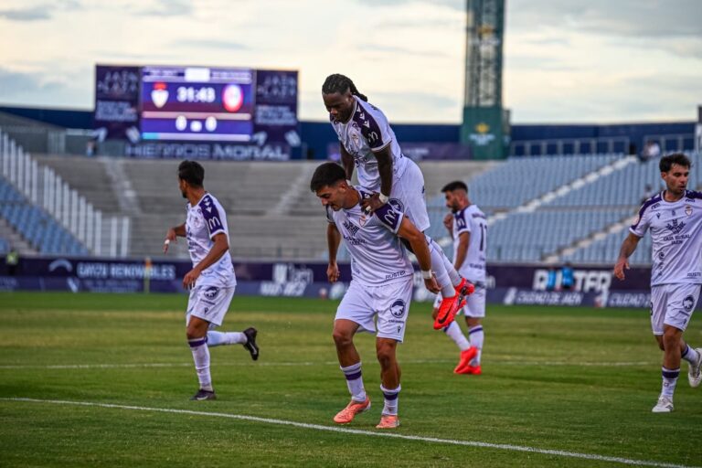 Real Jaén 1-0 Rayo Majadahonda: gol de David Serrano, paradas de Morillas y vuelta al playoff
