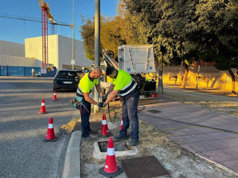 Robos de cableado en el Bulevar de Jaén: más Policía Local y reposición de la luz