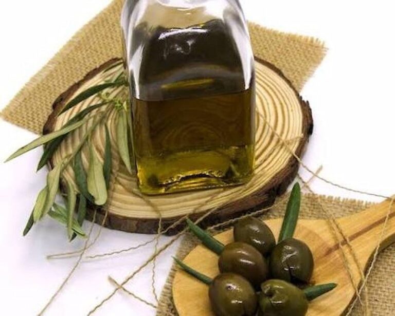 Seminario «Gastronomía del olivar» en la UNIA de Baeza
